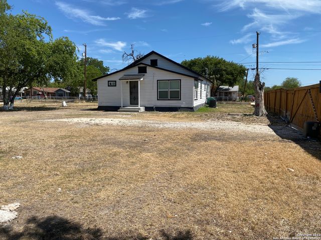 202 McCAULEY BLVD, San Antonio, TX 78221