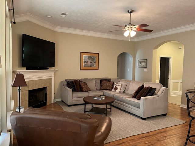3515 Emerson Drive, Montgomery, TX 77356