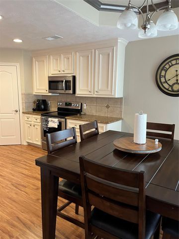 3515 Emerson Drive, Montgomery, TX 77356