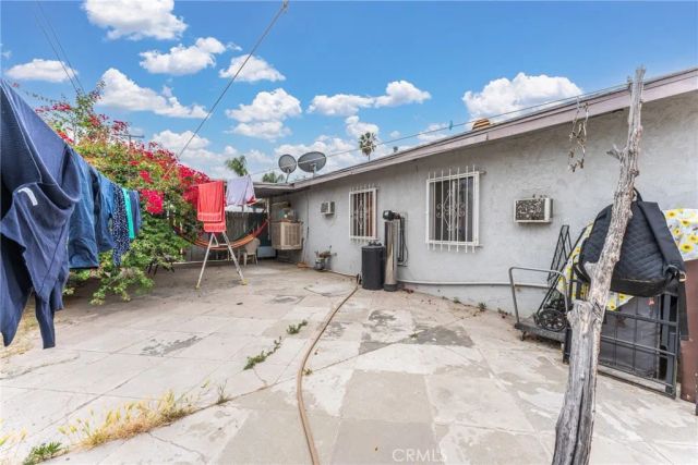 2226 W King, San Bernardino, CA 92410