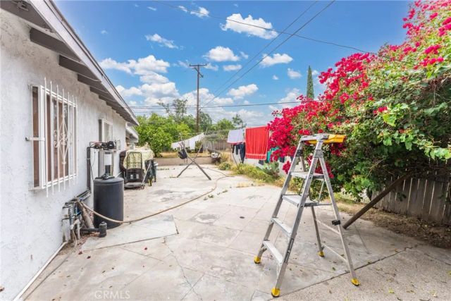 2226 W King, San Bernardino, CA 92410