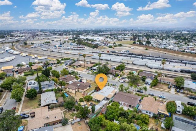 2226 W King, San Bernardino, CA 92410