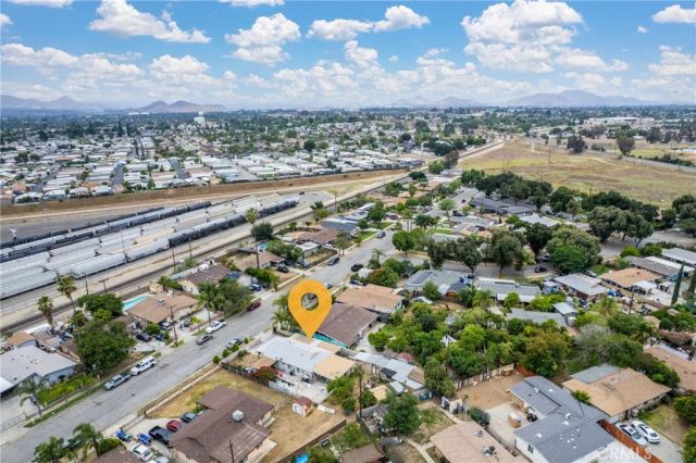 2226 W King, San Bernardino, CA 92410