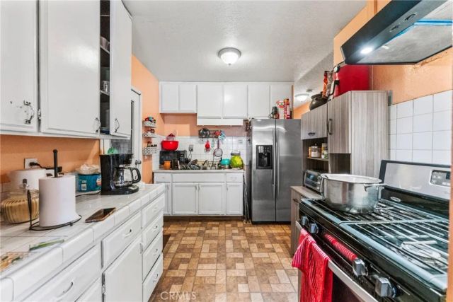 2226 W King, San Bernardino, CA 92410