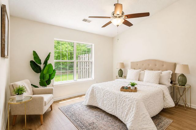 7312 Suncatcher Drive, Hanahan, SC 29410