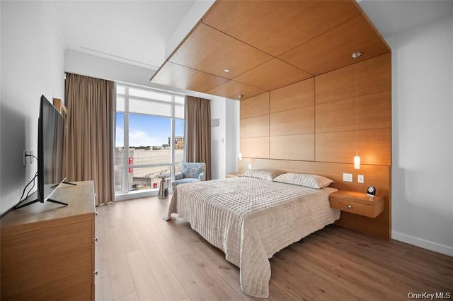 1 Renaissance Square 10E, White Plains, NY 10601