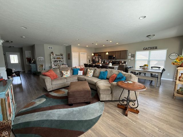 15776 Wescott Drive, Noblesville, IN 46060