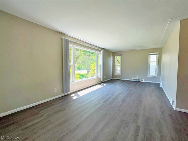 3530 Pearl Avenue, Lorain, OH 44055