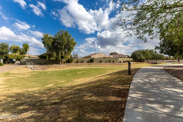 917 E FURNESS Drive, Gilbert, AZ 85297