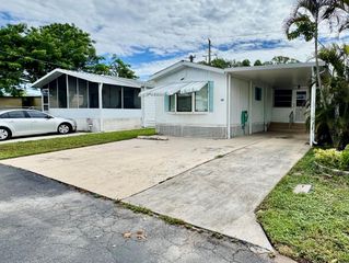 8814 40th Terrace S, Boynton Beach, FL 33436