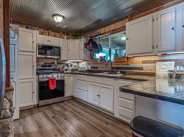 200 Searcy CO. 423, Saint Joe, AR 72675