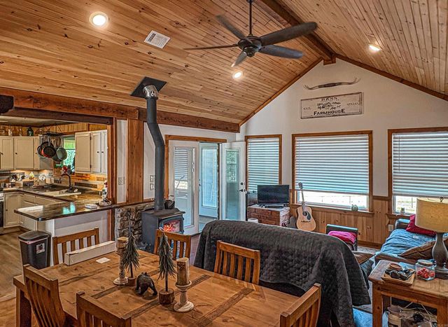 200 Searcy CO. 423, Saint Joe, AR 72675