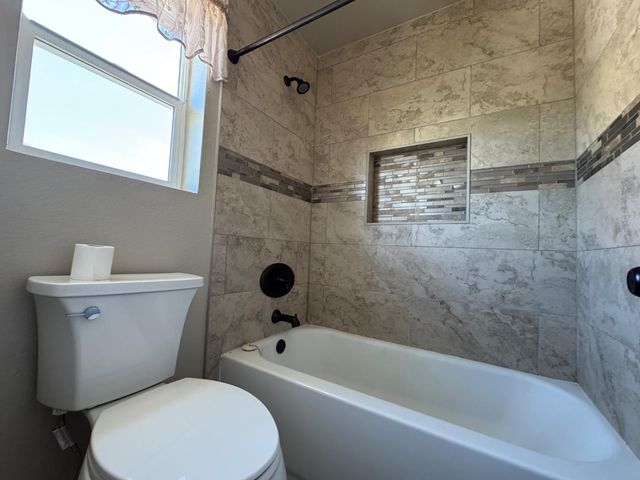 8215 Gold Sierra Ct, Antelope, CA 95843