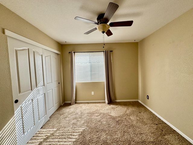 8215 Gold Sierra Ct, Antelope, CA 95843