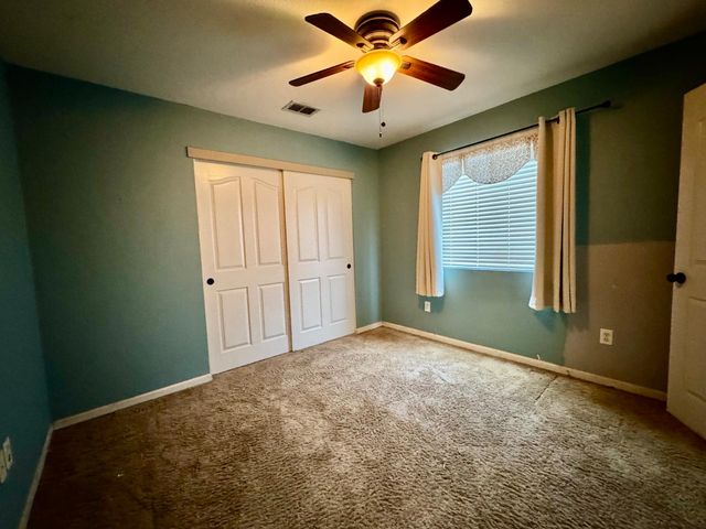 8215 Gold Sierra Ct, Antelope, CA 95843