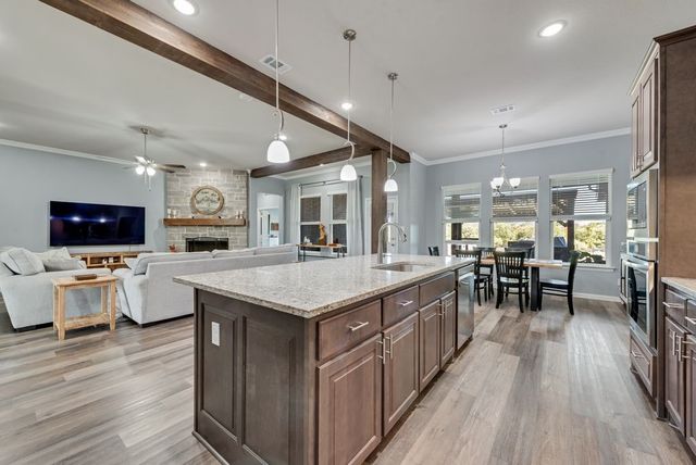 2025 Liberty Court, Weatherford, TX 76088