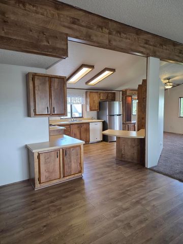 4672 Underwood Drive, 284, Redding, CA 96003