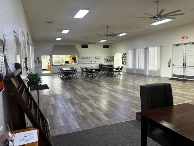 4672 Underwood Drive, 284, Redding, CA 96003