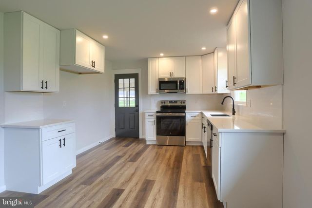 1785 ROUTE 209, Millersburg, PA 17061