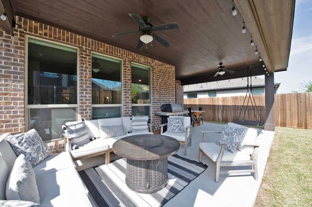 412 W Autumn Hill Bluff, Lavon, TX 75166