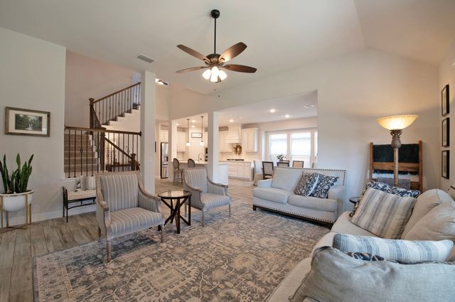 412 W Autumn Hill Bluff, Lavon, TX 75166