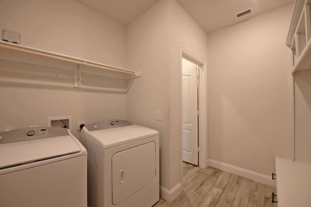 412 W Autumn Hill Bluff, Lavon, TX 75166