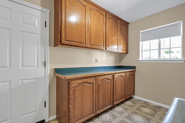 2350 Puma Trail, Redding, CA 96001