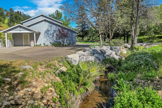 2350 Puma Trail, Redding, CA 96001