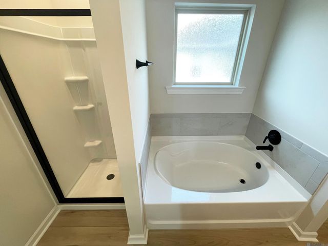 32635 Flower Tree Ct, Walker, LA 70785