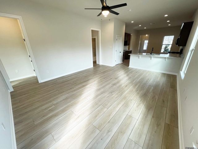 32635 Flower Tree Ct, Walker, LA 70785