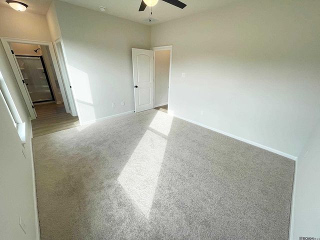 32635 Flower Tree Ct, Walker, LA 70785