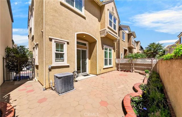 2889 Plaza Del Amo 117, Torrance, CA 90503
