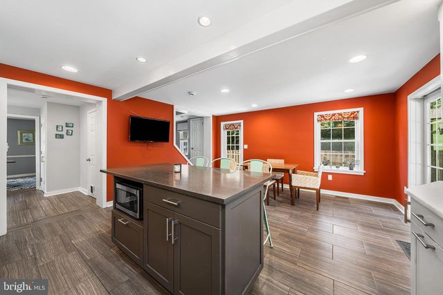 408 VALLEY VIEW RD, Media, PA 19063