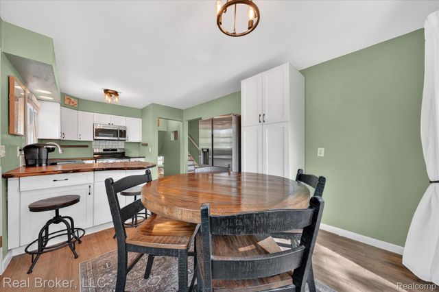 6551 Duffield Street, West Bloomfield Charter Township, MI 48324