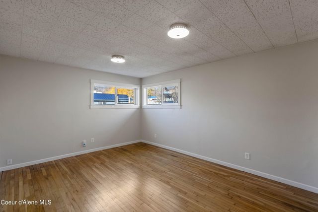 218 S 2nd Ave, Sandpoint, ID 83864