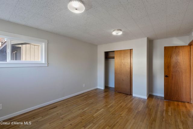 218 S 2nd Ave, Sandpoint, ID 83864