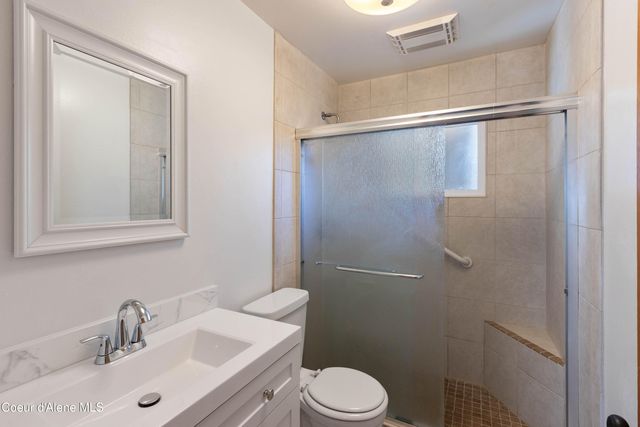 218 S 2nd Ave, Sandpoint, ID 83864