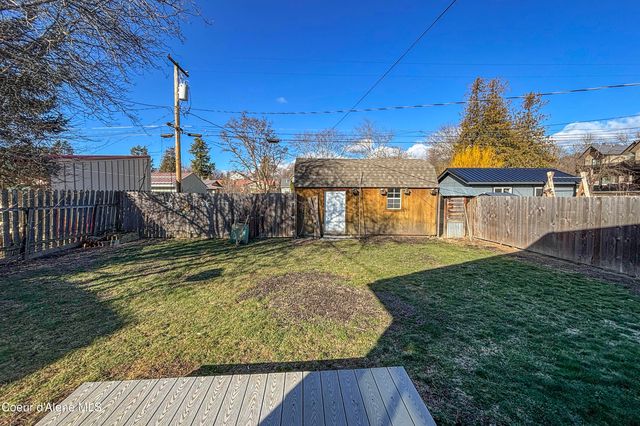 218 S 2nd Ave, Sandpoint, ID 83864