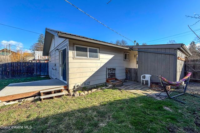 218 S 2nd Ave, Sandpoint, ID 83864