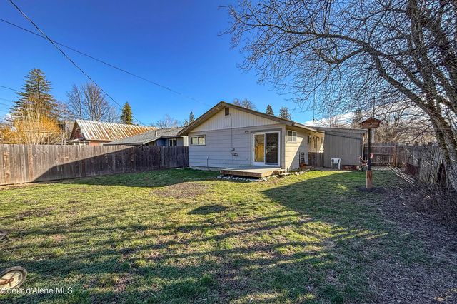 218 S 2nd Ave, Sandpoint, ID 83864