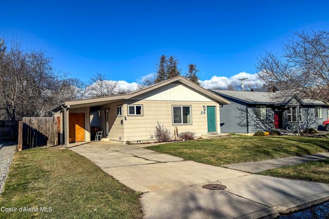 218 S 2nd Ave, Sandpoint, ID 83864