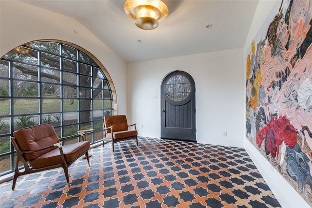 1308 San Rafael Drive, Dallas, TX 75218