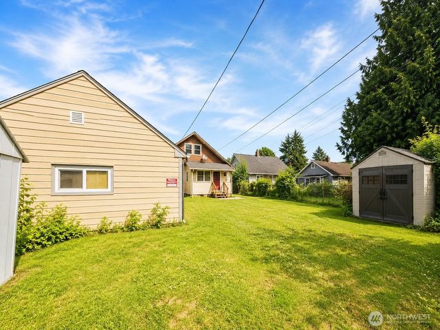 822 S Ferry St, Tacoma, WA 98405