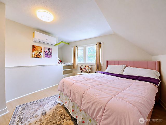 822 S Ferry St, Tacoma, WA 98405