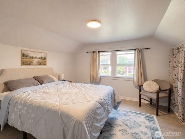 822 S Ferry St, Tacoma, WA 98405
