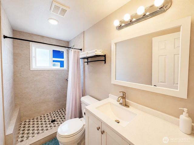 822 S Ferry St, Tacoma, WA 98405