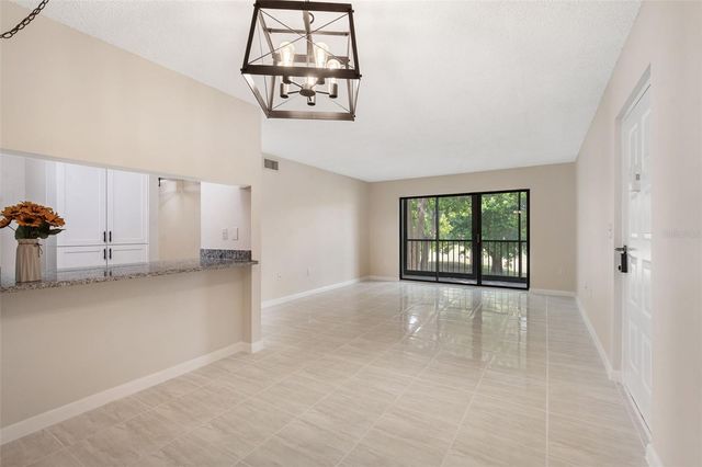 1871 PINE RIDGE WAY W B2, Palm Harbor, FL 34684