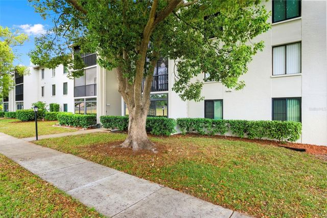 1871 PINE RIDGE WAY W B2, Palm Harbor, FL 34684