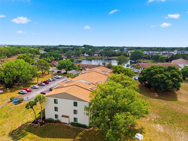 1871 PINE RIDGE WAY W B2, Palm Harbor, FL 34684