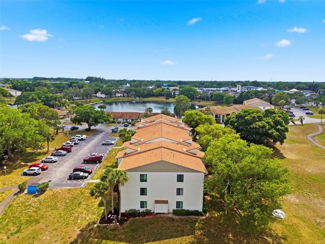 1871 PINE RIDGE WAY W B2, Palm Harbor, FL 34684